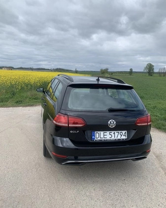 Volkswagen Golf cena 58000 przebieg: 79000, rok produkcji 2020 z Legnica małe 137